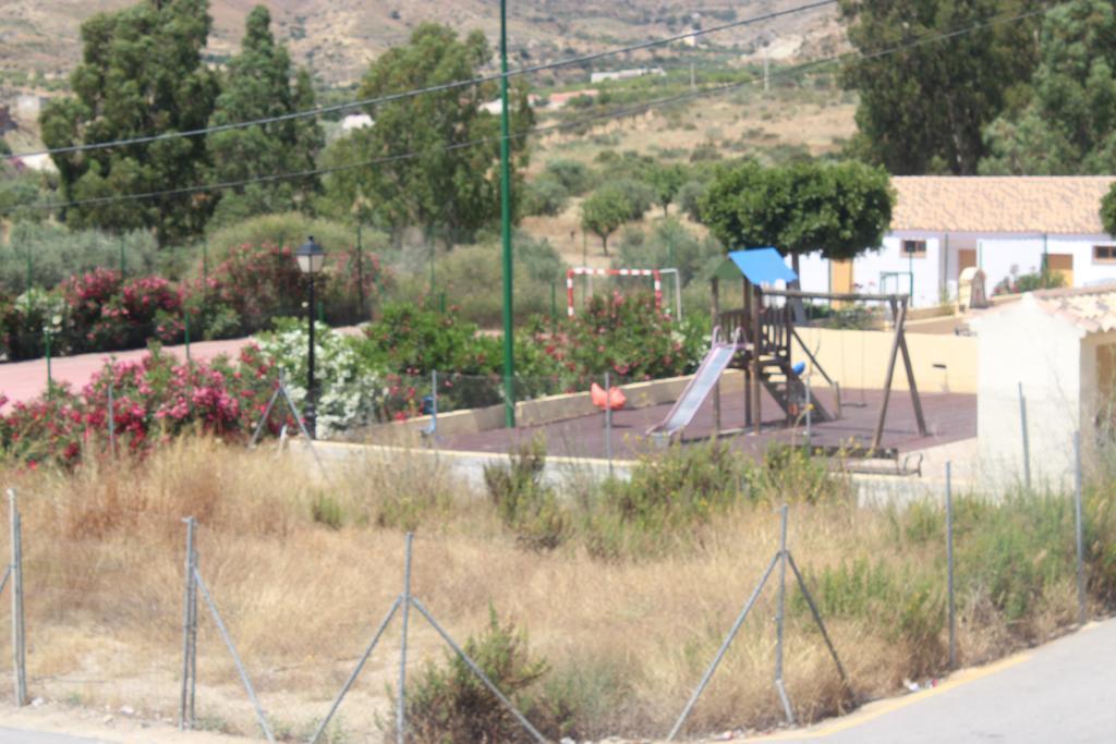 Apartamentos Turisticos Edificio Del Pino Sorbas Εξωτερικό φωτογραφία